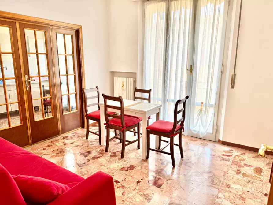 Immagine 3 di Appartamento in vendita  in VIA VOLTURNO a Parma