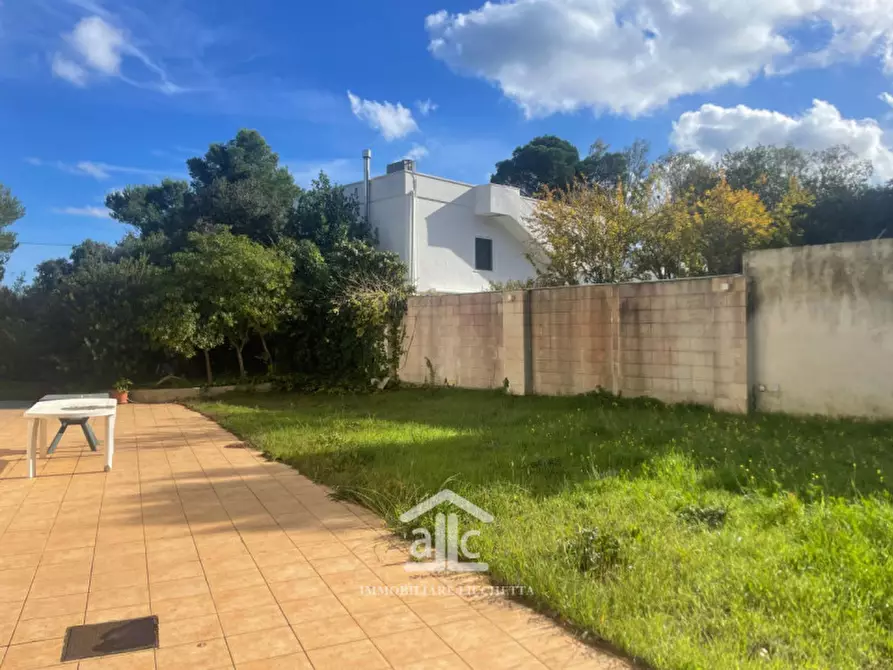 Immagine 15 di Villa in vendita  in via dell'asparigina,8 a Vernole