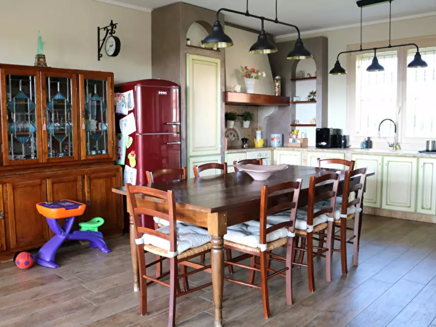 Immagine 4 di Villa in vendita  in Via Mantova Vecchia a Castiglione Delle Stiviere