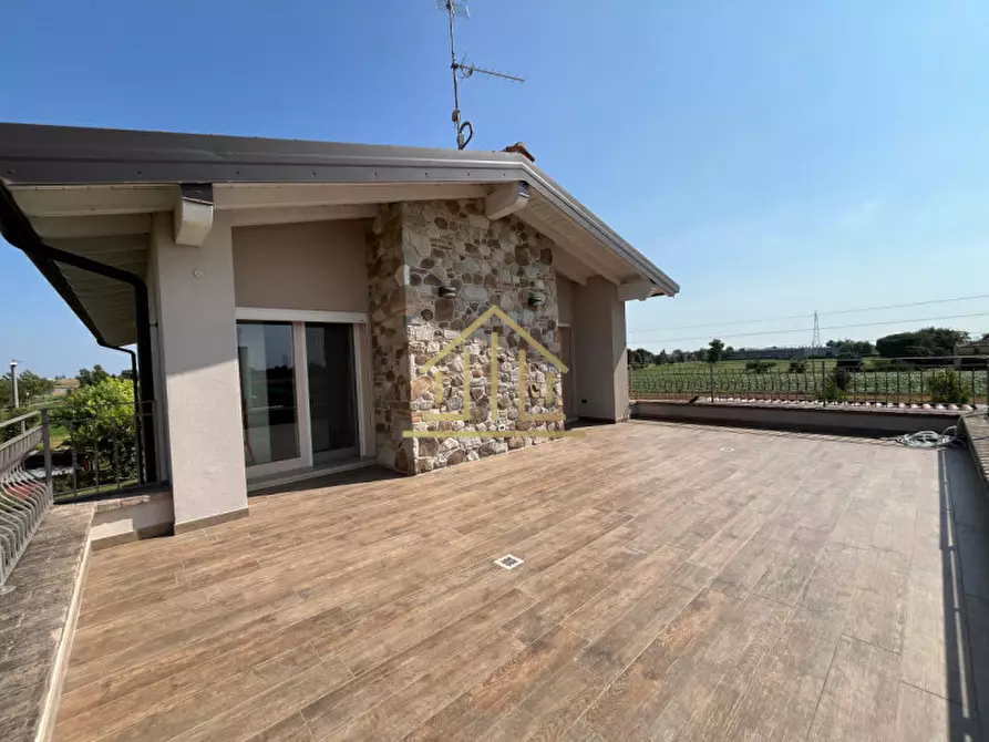 Immagine 7 di Villa in vendita  in Via Mantova Vecchia a Castiglione Delle Stiviere