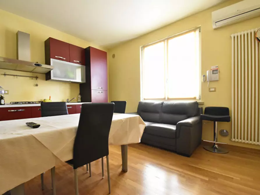 Immagine 13 di Appartamento in vendita  in Corso Giuseppe Mazzini 25 a Bussolengo