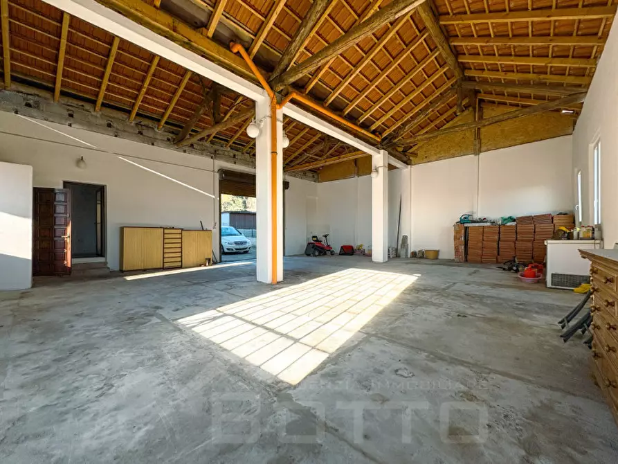 Immagine 38 di Villa in vendita  in via per gargallo 5 a Gozzano