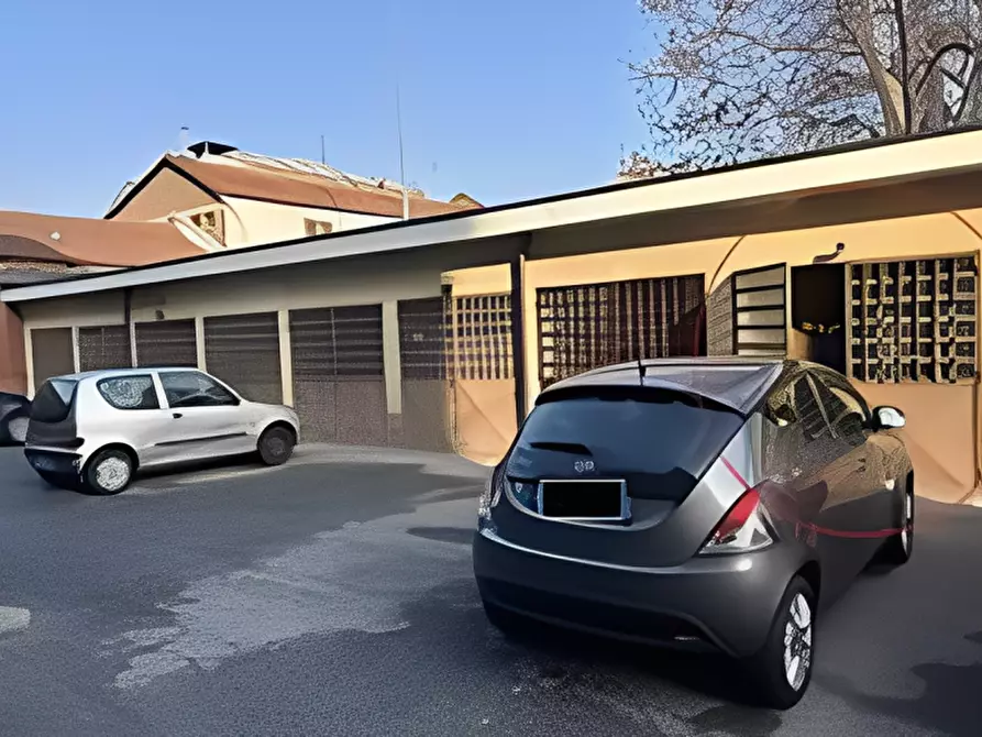 Immagine 4 di Appartamento in vendita  in Via E. Toti, 5 a Nichelino
