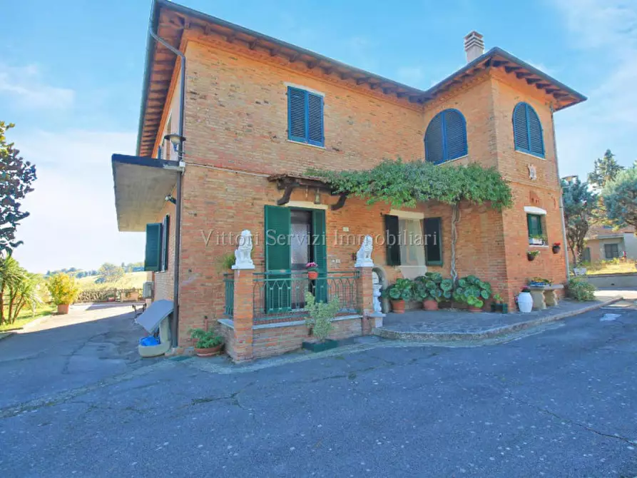 Immagine 2 di Villa in vendita  in Via Giuseppe Verdi a Chianciano Terme