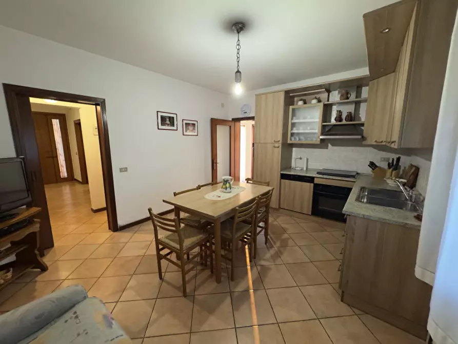 Immagine 3 di Casa bifamiliare in vendita  in Via Vittorio a Ponso