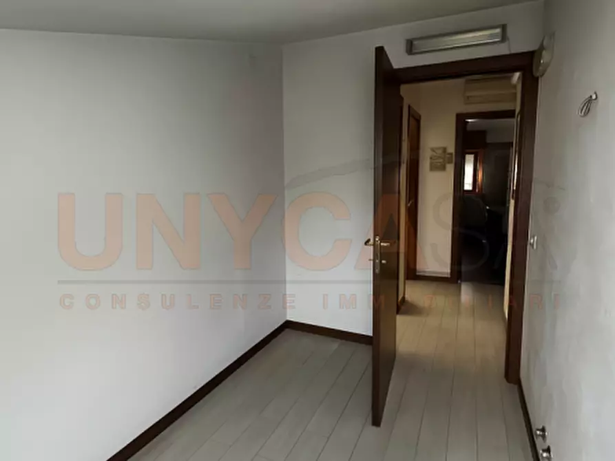 Immagine 10 di Appartamento in vendita  in via Ippolito Nievo a Mestrino