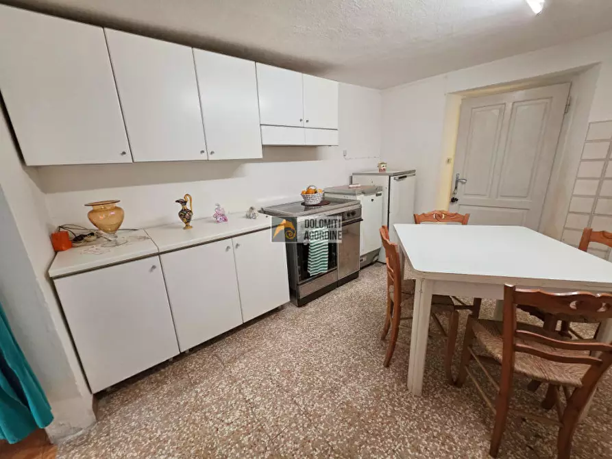 Immagine 12 di Appartamento in vendita  in Località Angoletta a Rivamonte Agordino