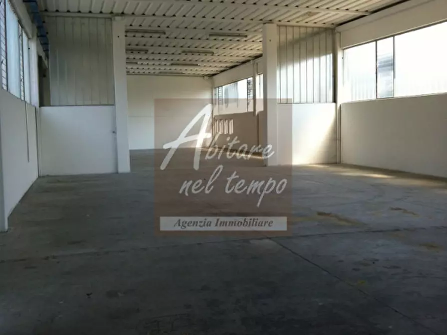 Immagine 9 di Capannone industriale in affitto  in VIA DEL LAVORO a Tezze Sul Brenta