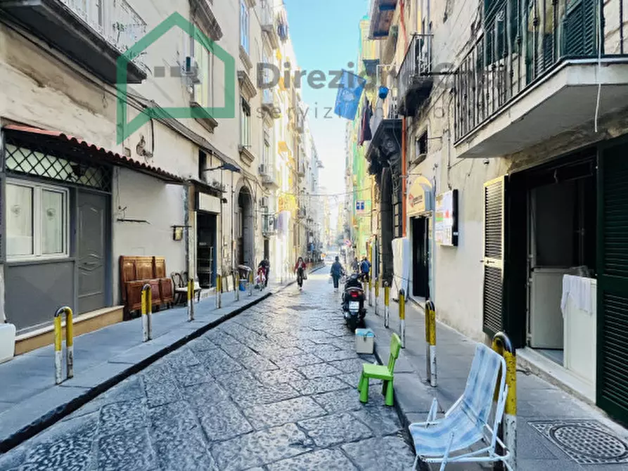 Immagine 2 di Negozio in affitto  in VIA MATERDEI a Napoli