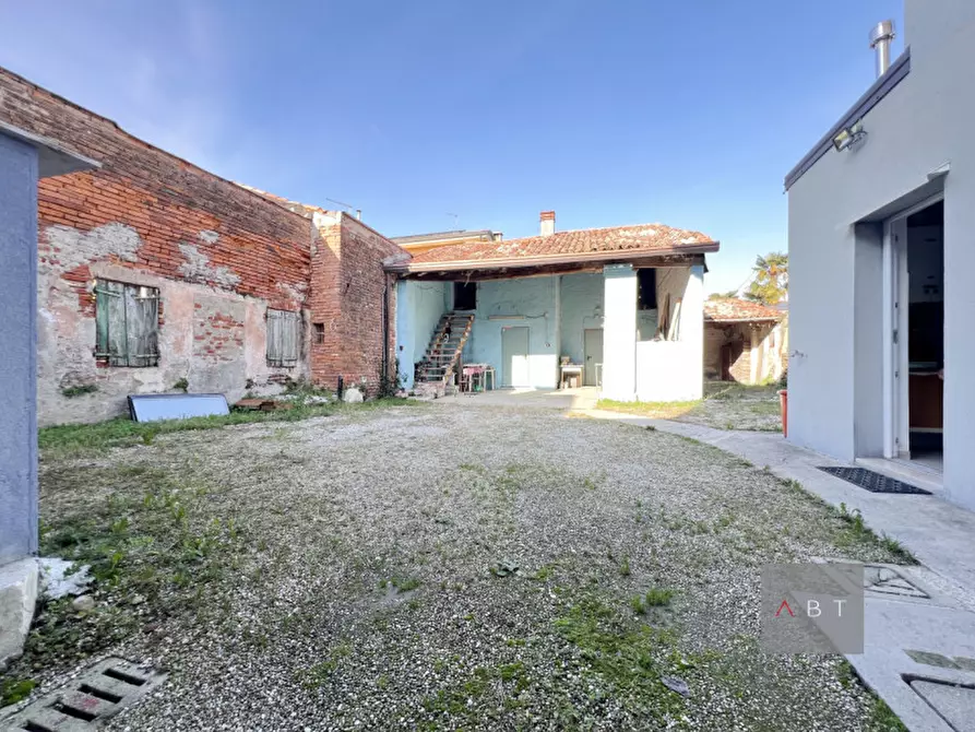 Immagine 15 di Casa indipendente in vendita  a San Martino Di Lupari