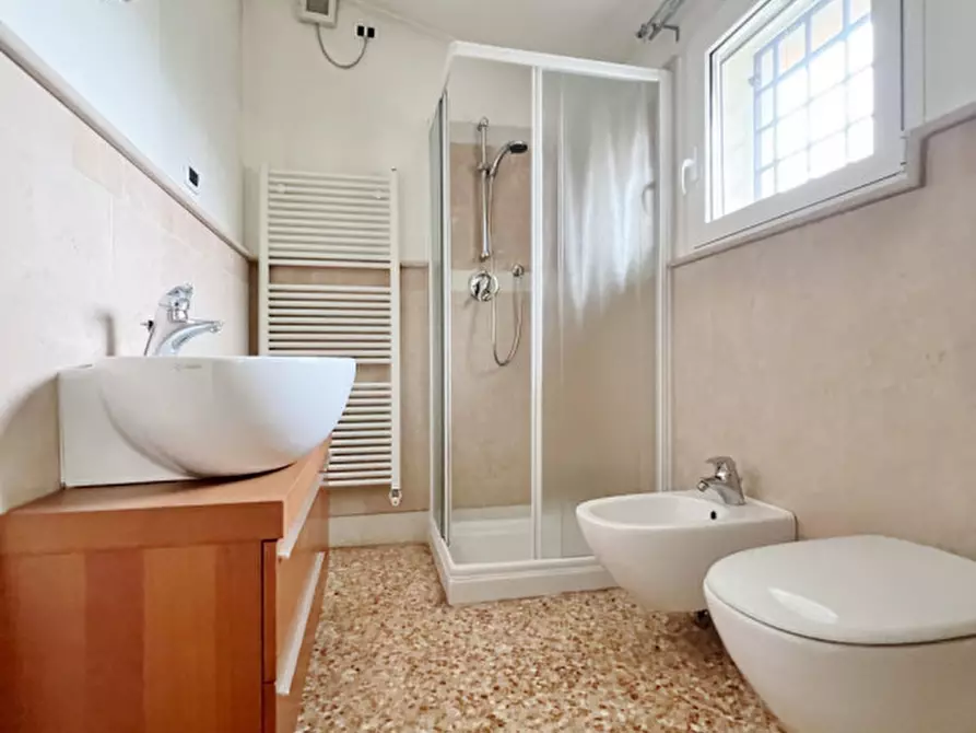 Immagine 6 di Casa trifamiliare in vendita  a Padova