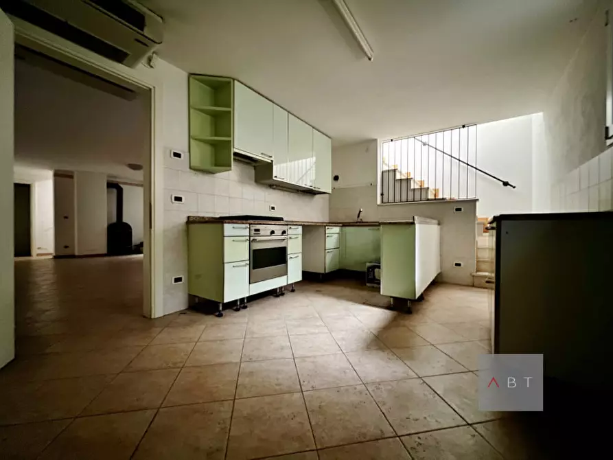 Immagine 21 di Casa trifamiliare in vendita  a Padova