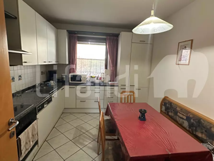 Immagine 3 di Appartamento in vendita  in Lavardistraße - Via Lavardi a Caldaro Sulla Strada Del Vino .Kaltern An De.