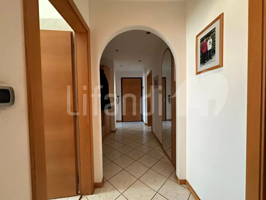 Immagine 5 di Appartamento in vendita  in Lavardistraße - Via Lavardi a Caldaro Sulla Strada Del Vino .Kaltern An De.