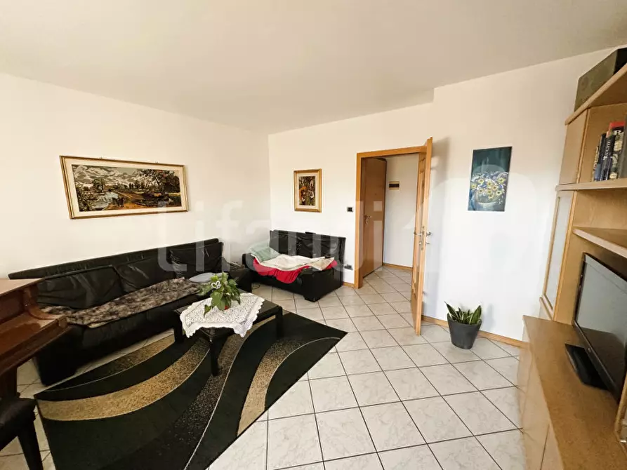 Immagine 7 di Appartamento in vendita  in Lavardistraße - Via Lavardi a Caldaro Sulla Strada Del Vino .Kaltern An De.