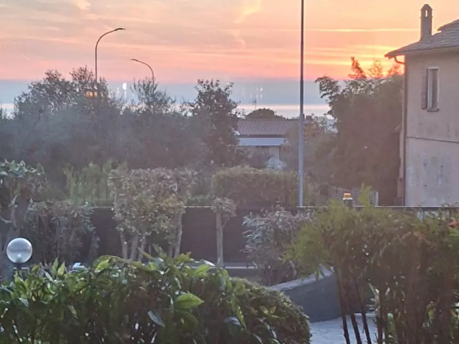 Immagine 12 di Villa in vendita  in via jacopo roveglio a Soiano Del Lago