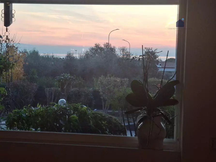 Immagine 14 di Villa in vendita  in via jacopo roveglio a Soiano Del Lago