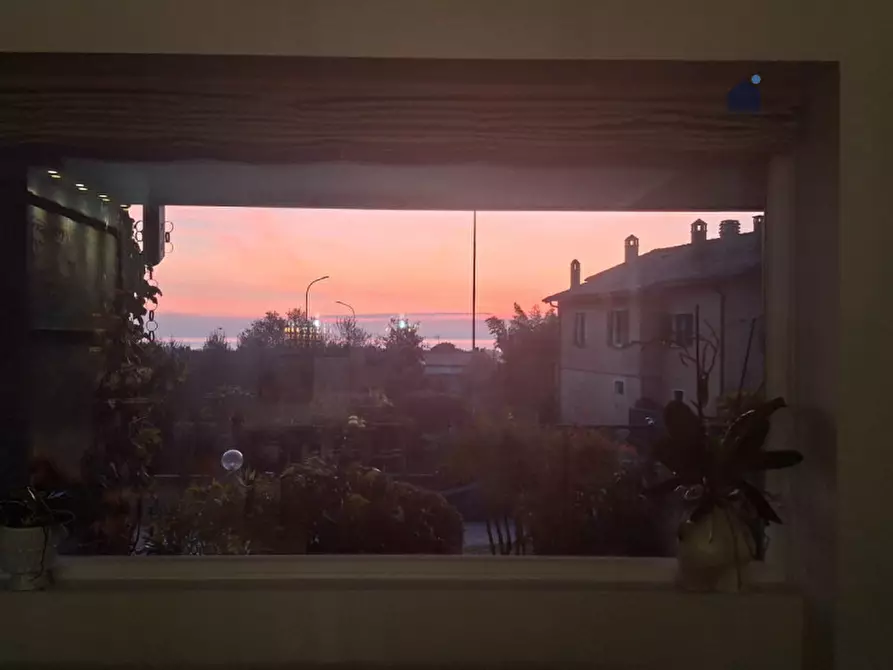 Immagine 15 di Villa in vendita  in via jacopo roveglio a Soiano Del Lago