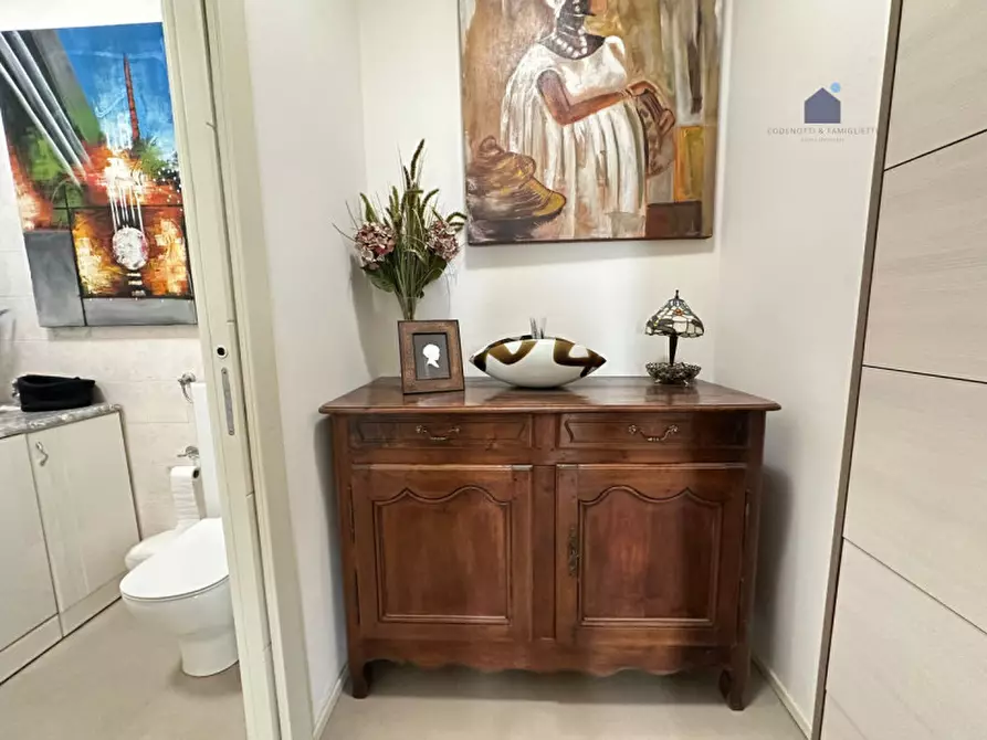 Immagine 40 di Villa in vendita  in via jacopo roveglio a Soiano Del Lago