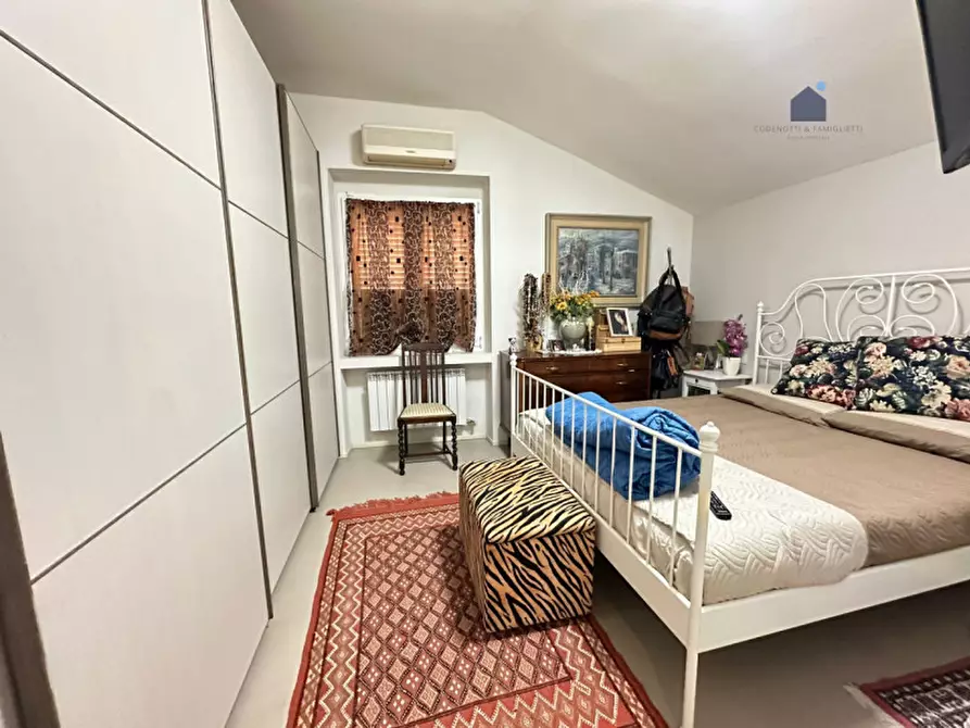 Immagine 53 di Villa in vendita  in via jacopo roveglio a Soiano Del Lago