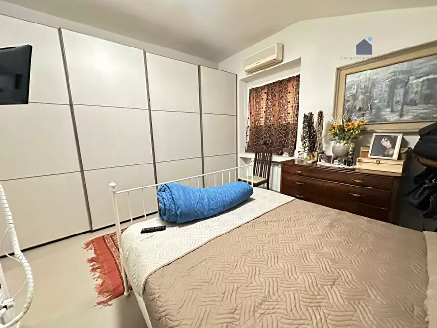 Immagine 54 di Villa in vendita  in via jacopo roveglio a Soiano Del Lago