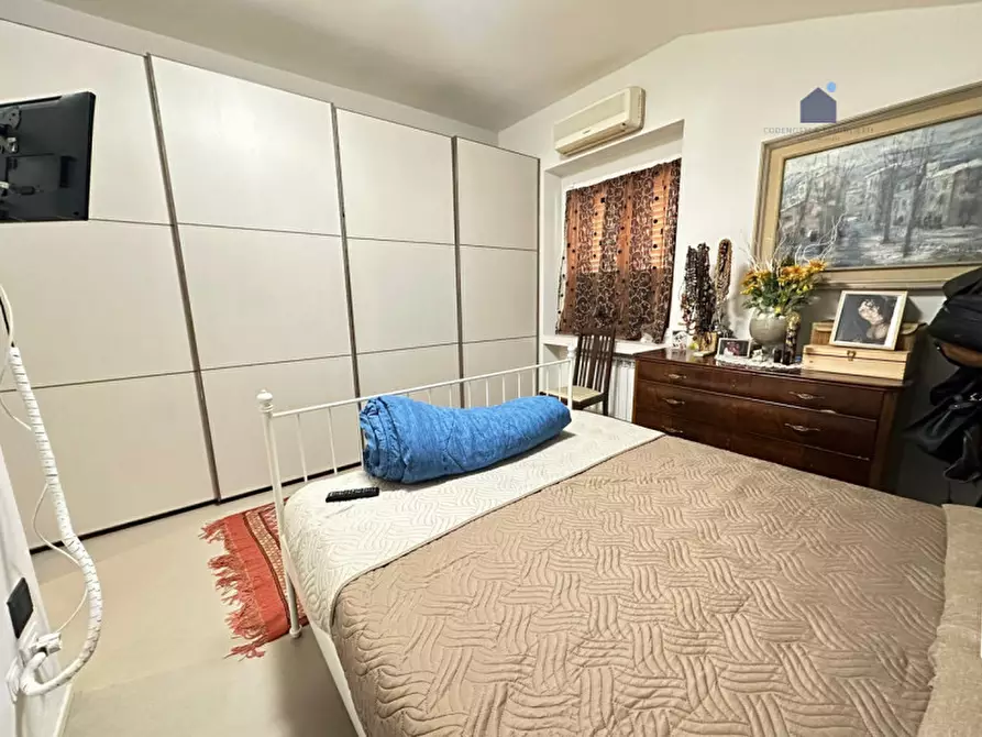 Immagine 55 di Villa in vendita  in via jacopo roveglio a Soiano Del Lago