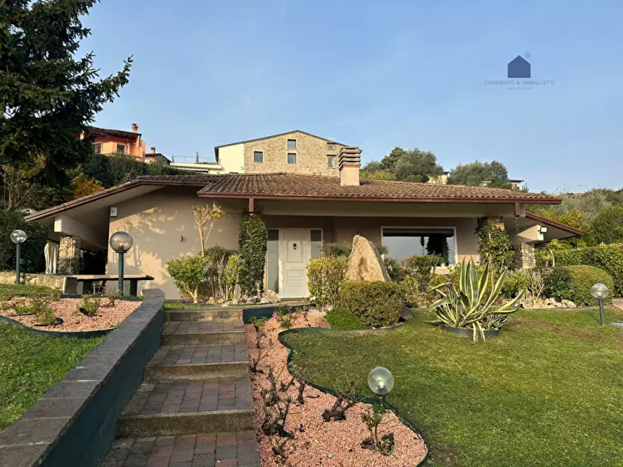 Immagine 61 di Villa in vendita  in via jacopo roveglio a Soiano Del Lago