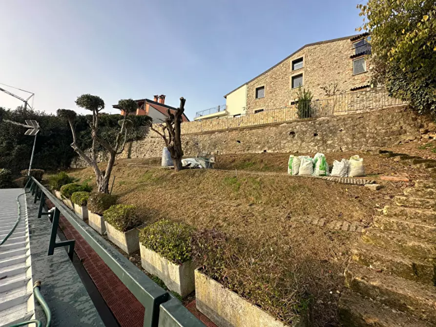 Immagine 67 di Villa in vendita  in via jacopo roveglio a Soiano Del Lago