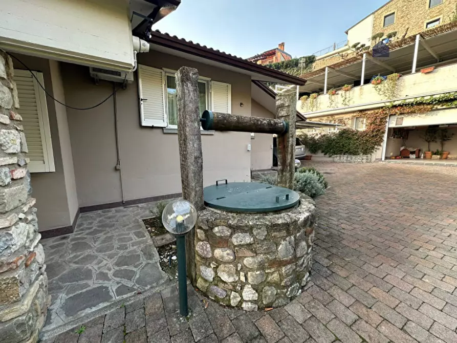 Immagine 69 di Villa in vendita  in via jacopo roveglio a Soiano Del Lago
