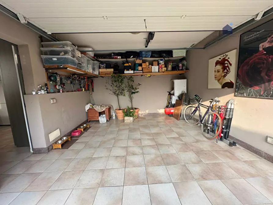 Immagine 70 di Villa in vendita  in via jacopo roveglio a Soiano Del Lago