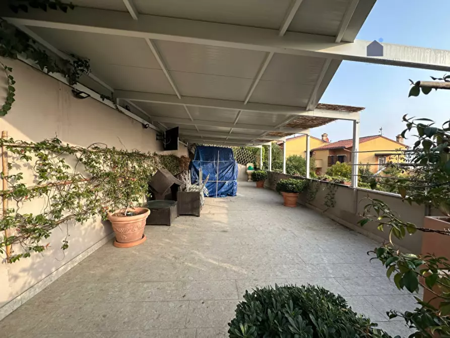 Immagine 76 di Villa in vendita  in via jacopo roveglio a Soiano Del Lago