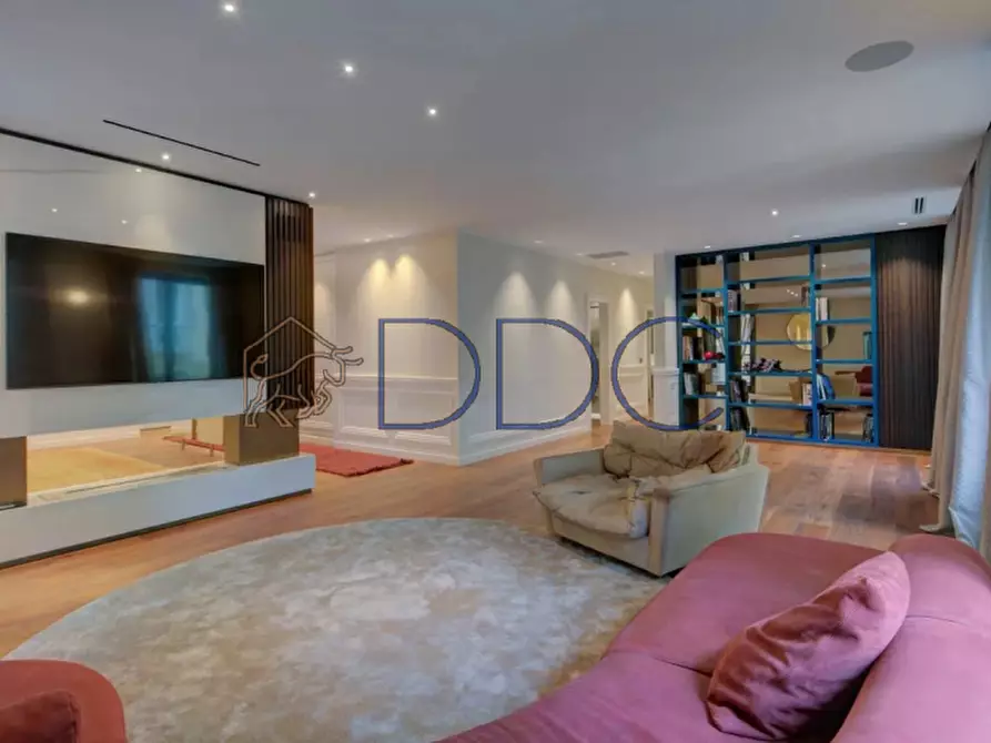 Immagine 14 di Appartamento in vendita  in Via Giuseppe Luigi Lagrange 24 a Torino