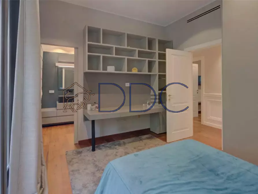 Immagine 21 di Appartamento in vendita  in Via Giuseppe Luigi Lagrange 24 a Torino