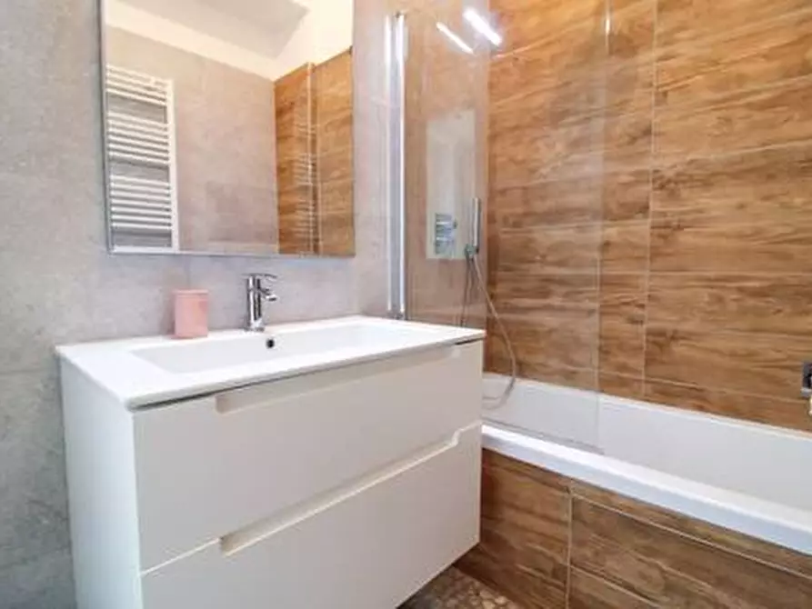 Immagine 9 di Appartamento in vendita  in Via Brembo 5 a Milano