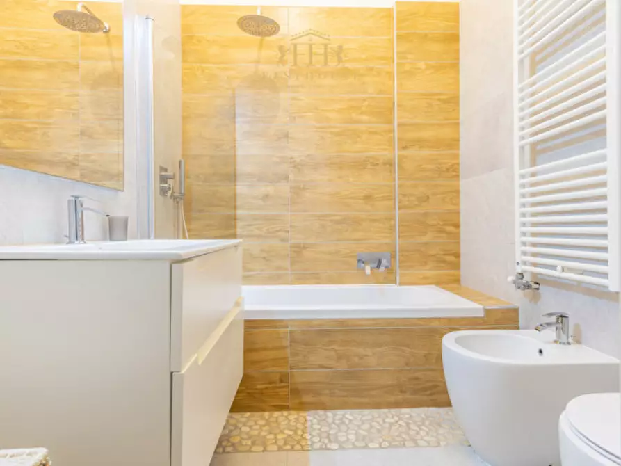 Immagine 13 di Appartamento in vendita  in Via Brembo 5 a Milano