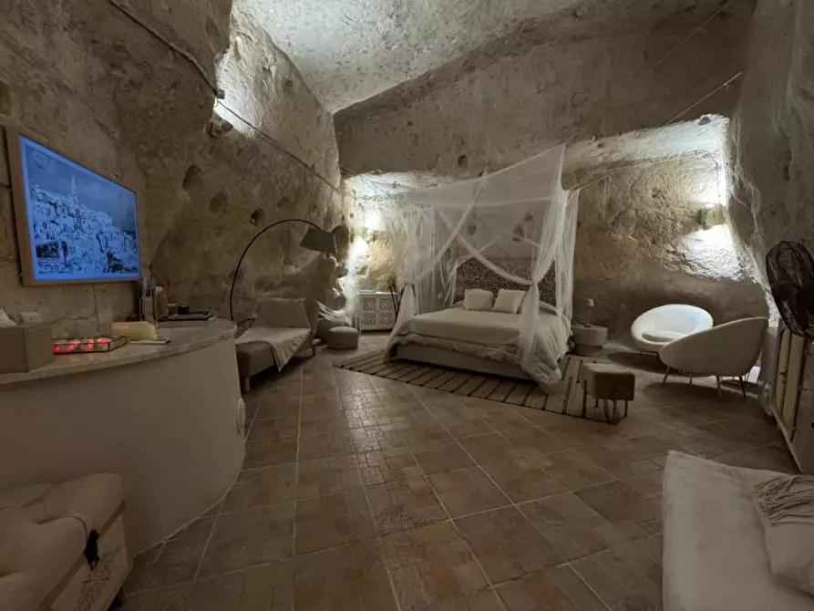 Immagine 1 di Bed & Breakfast in vendita  a Matera