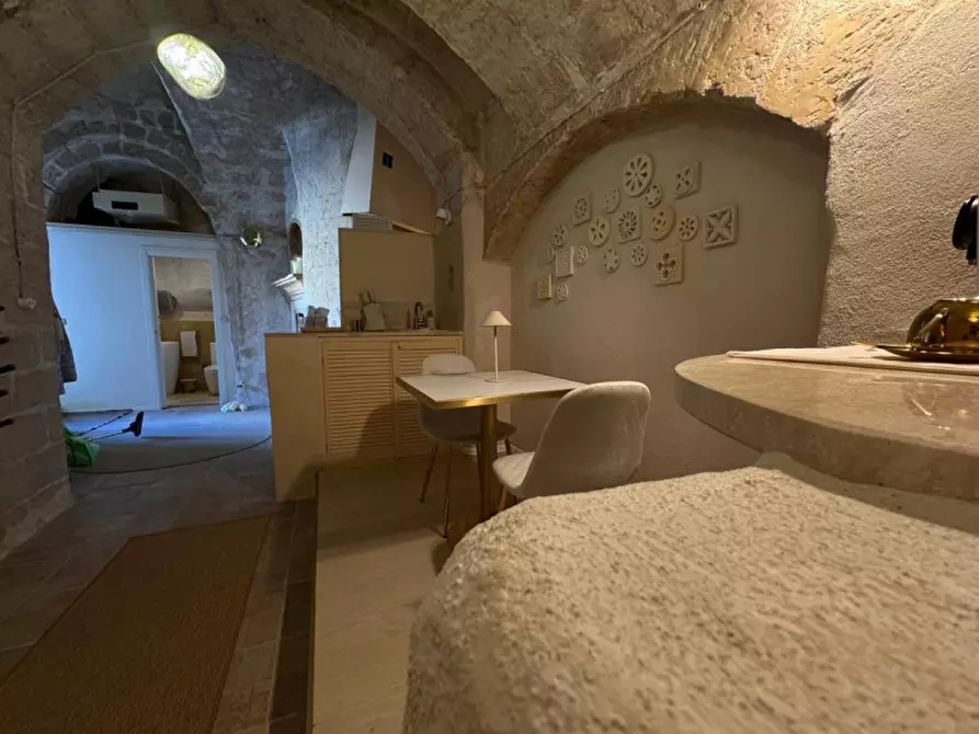 Immagine 11 di Bed & Breakfast in vendita  a Matera
