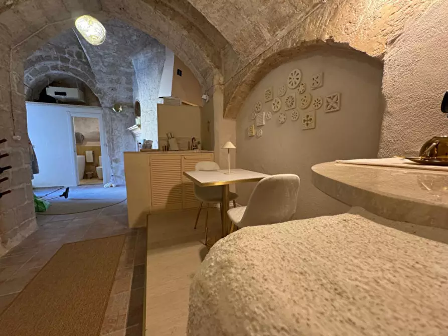 Immagine 13 di Bed & Breakfast in vendita  a Matera
