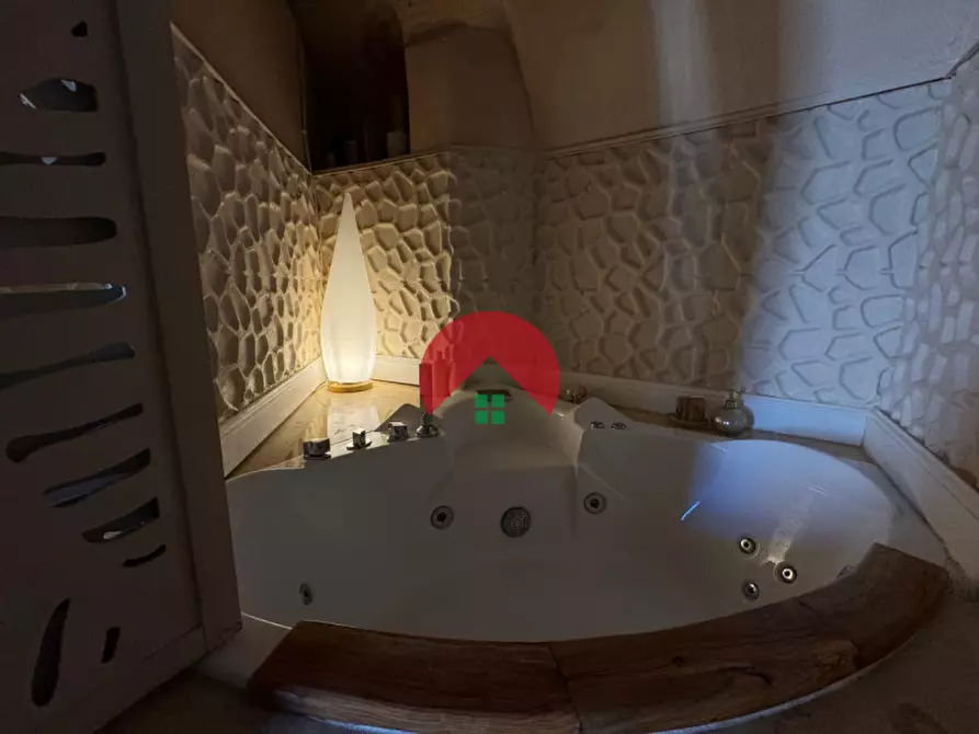 Immagine 22 di Bed & Breakfast in vendita  in via san vito a Matera