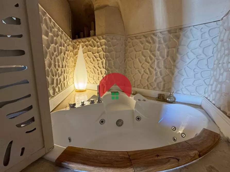 Immagine 23 di Bed & Breakfast in vendita  in via san vito a Matera