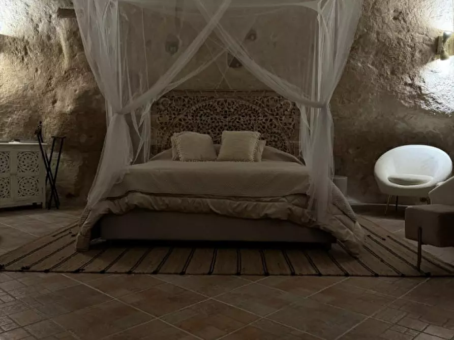 Immagine 24 di Bed & Breakfast in vendita  a Matera