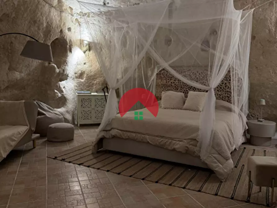 Immagine 25 di Bed & Breakfast in vendita  in via san vito a Matera