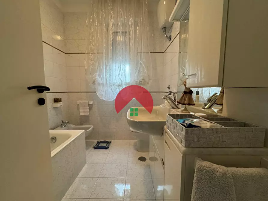 Immagine 13 di Villetta a schiera in vendita  a Matera