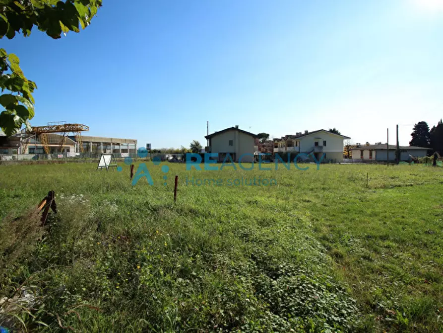 Immagine 3 di Terreno in vendita  in Strada del Gatto a Zanè