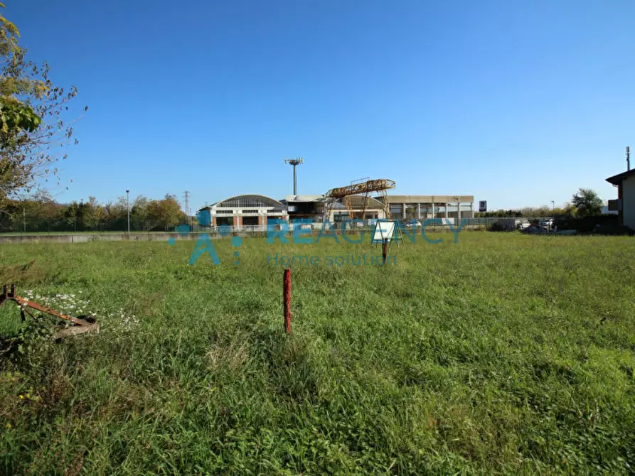 Immagine 5 di Terreno in vendita  in Strada del Gatto a Zanè