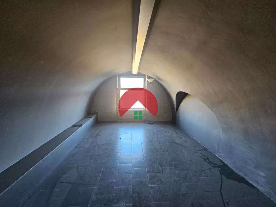 Immagine 11 di Attività commerciale in affitto  a Matera