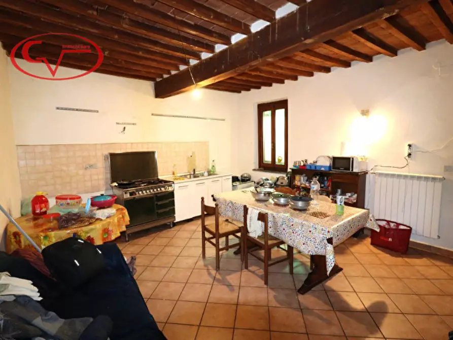 Immagine 2 di Appartamento in vendita  in via Roma a Montevarchi