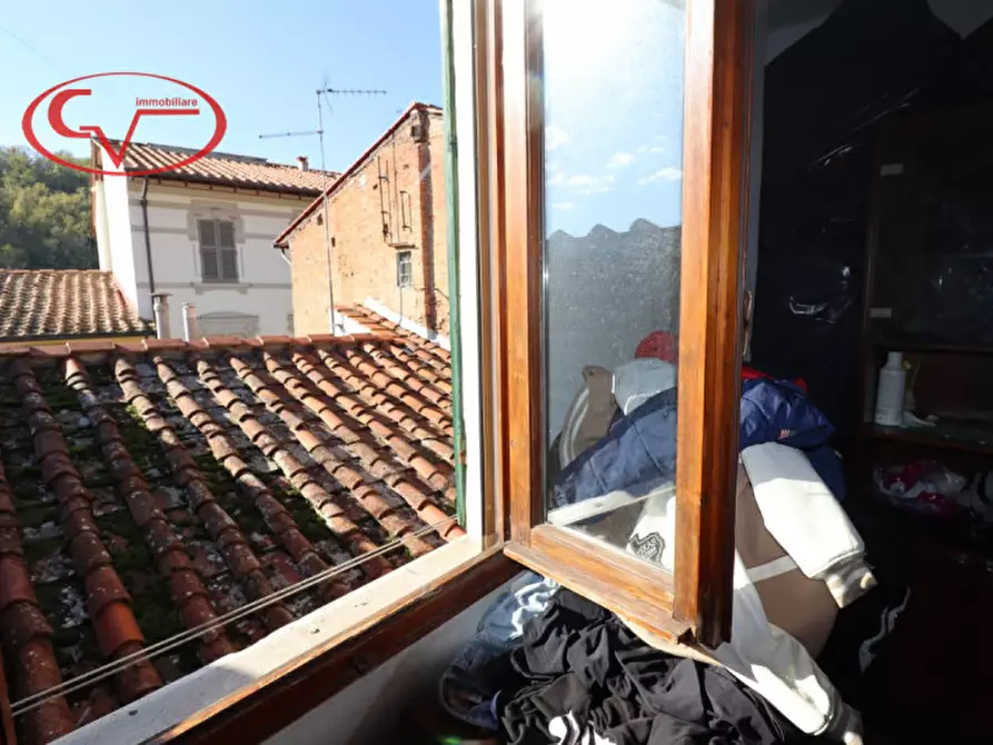 Immagine 10 di Appartamento in vendita  in via Roma a Montevarchi