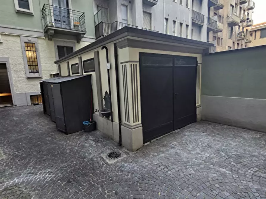 Immagine 1 di Garage in affitto  in Piazza Aspromonte 43 a Milano
