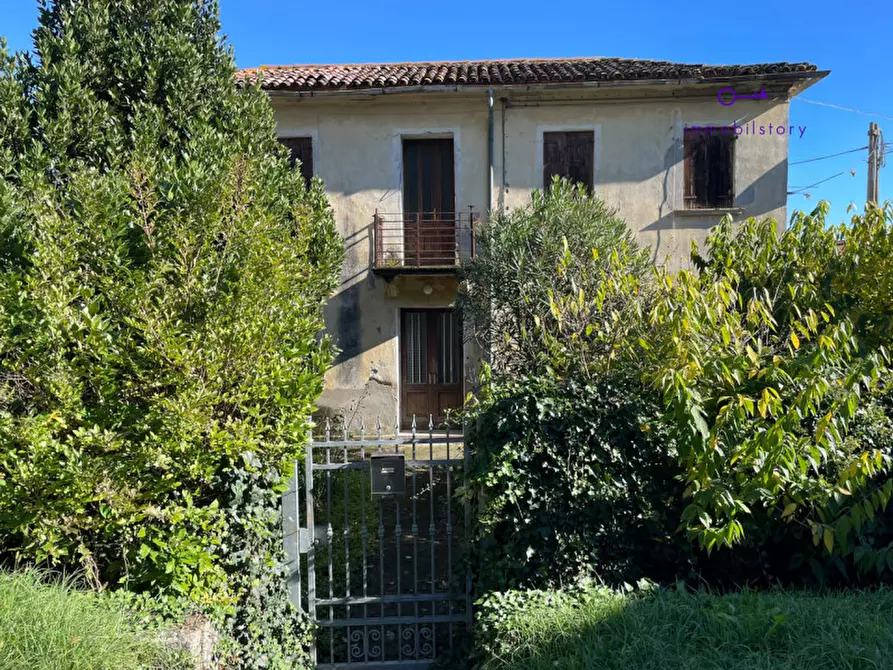 Immagine 1 di Casa indipendente in vendita  in Via John Fitzgerald Kennedy a Galzignano Terme